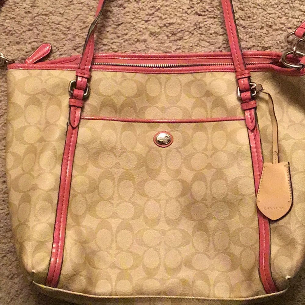 Coach shoulder bag
